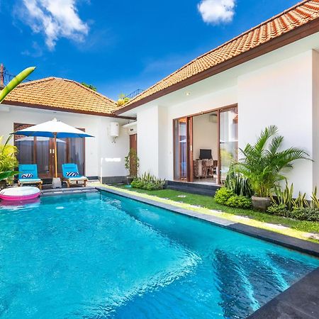 4-Bedroom Pool Villa Near Seminyak Center المظهر الخارجي الصورة