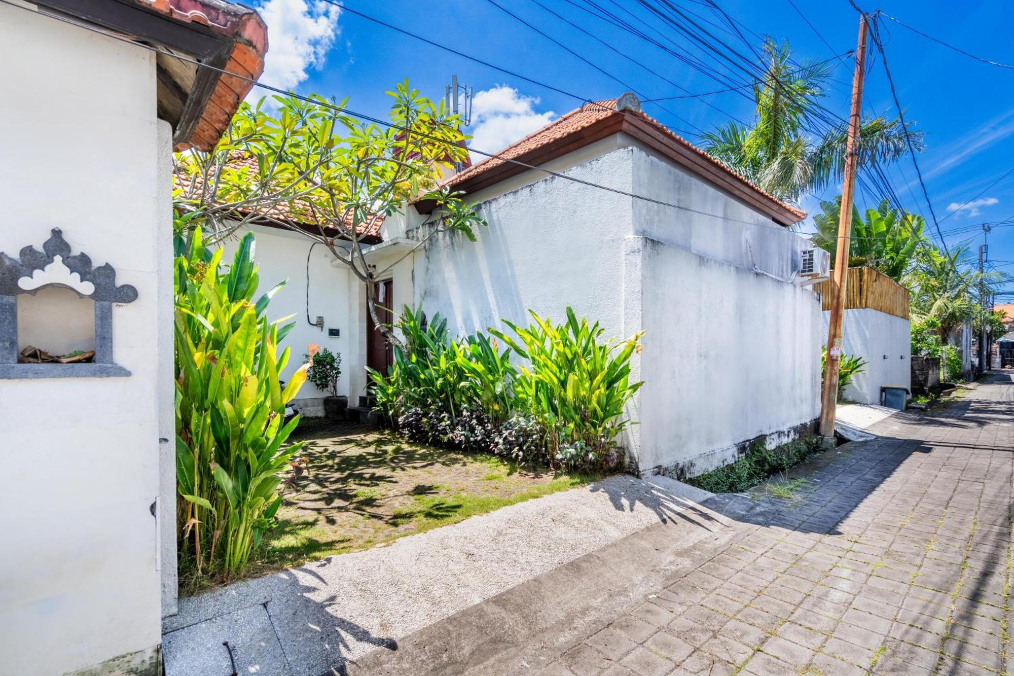 4-Bedroom Pool Villa Near Seminyak Center المظهر الخارجي الصورة