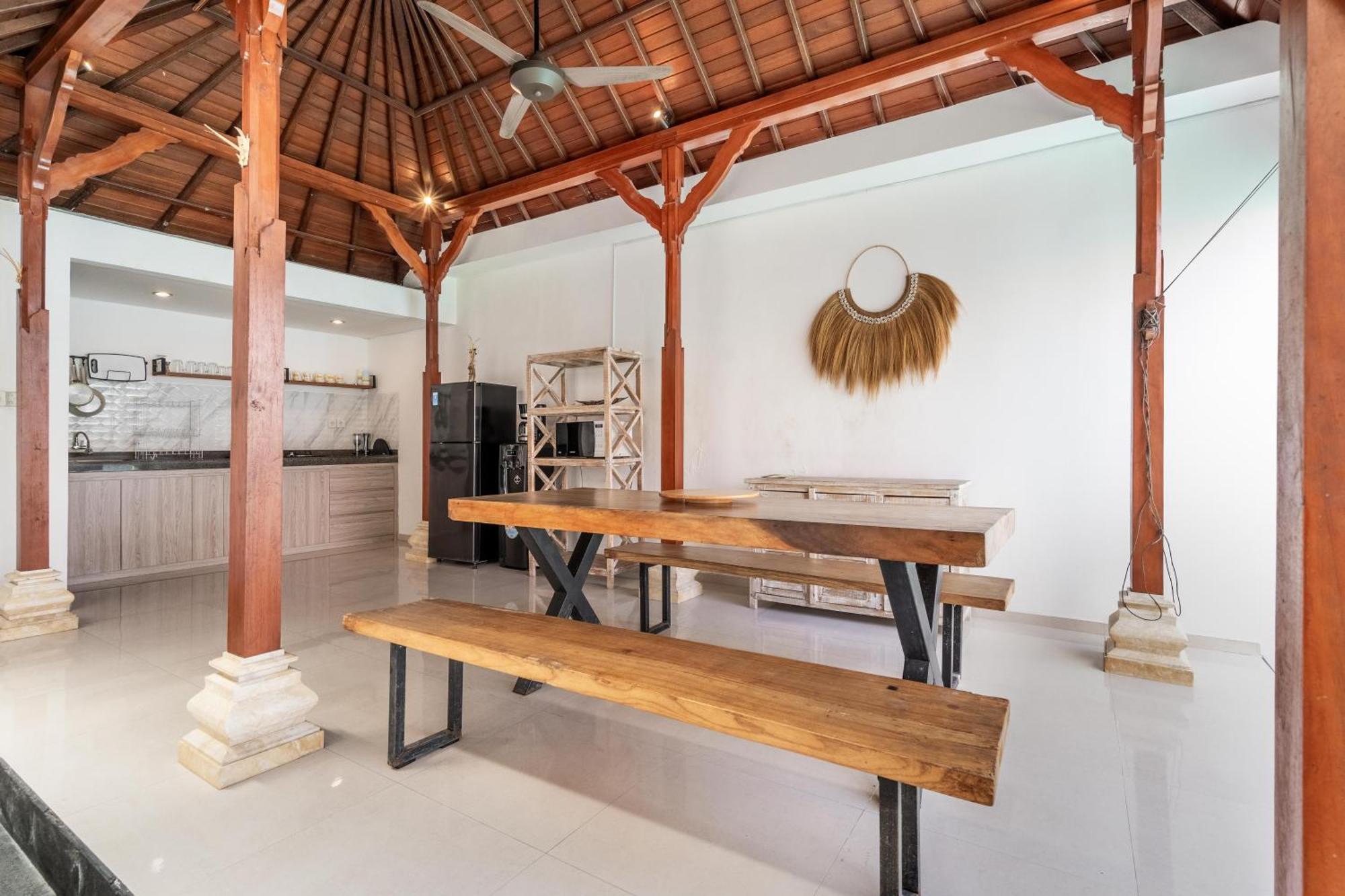4-Bedroom Pool Villa Near Seminyak Center المظهر الخارجي الصورة